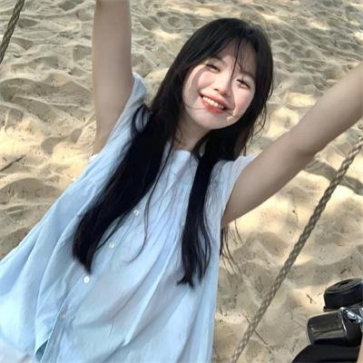 猫眼三姐妹 海报