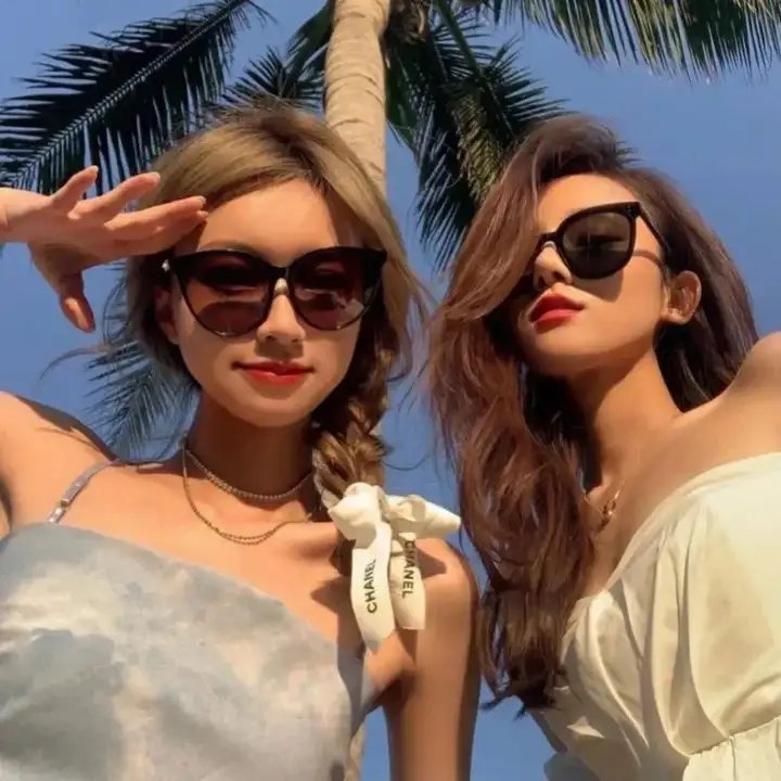 狄俄尼索斯在69年 海报